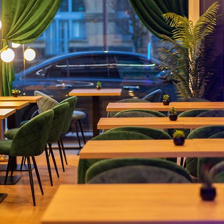 Hotel Bristol Metz Centre Gare Екстериор снимка
