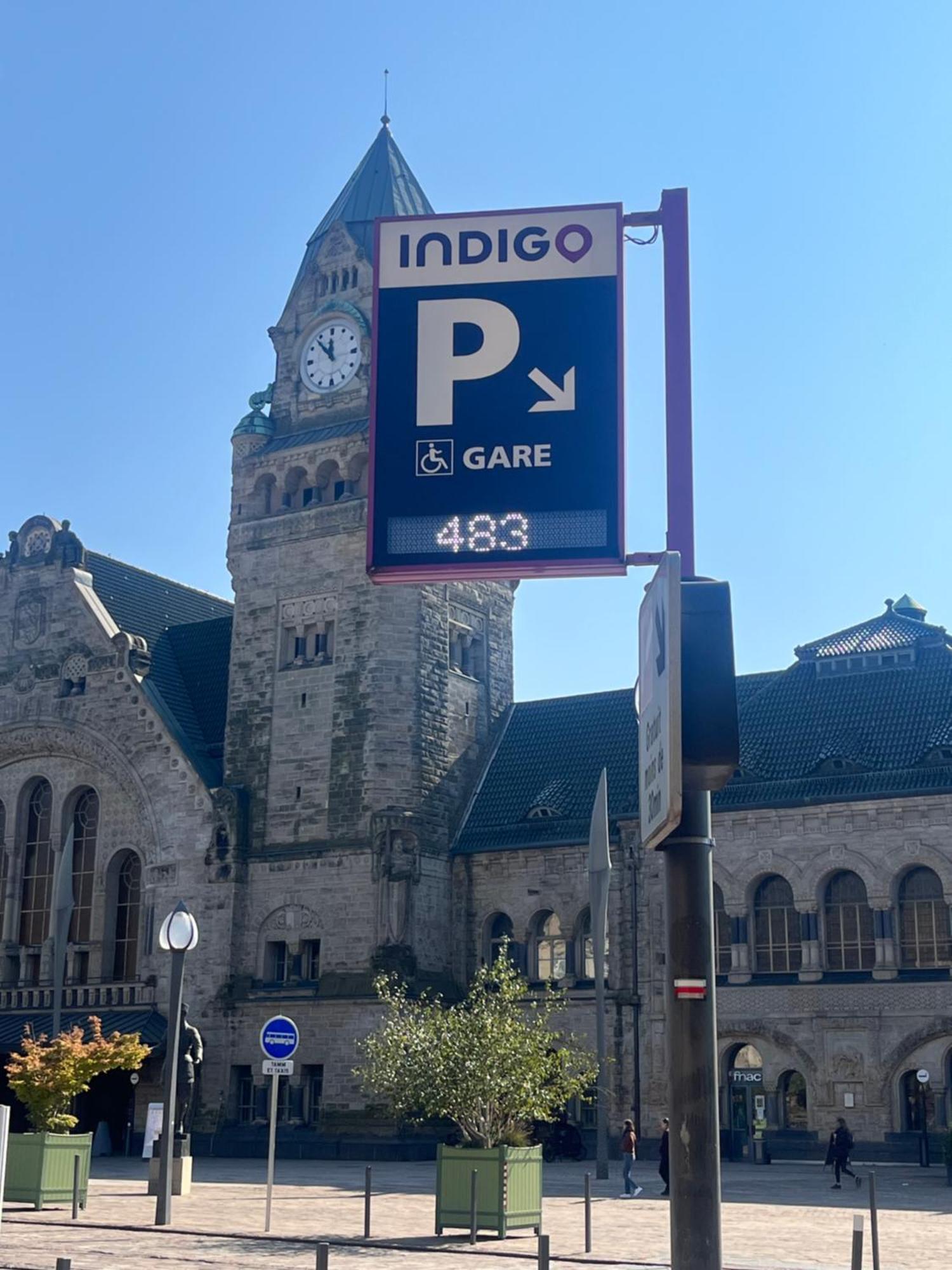 Hotel Bristol Metz Centre Gare Екстериор снимка